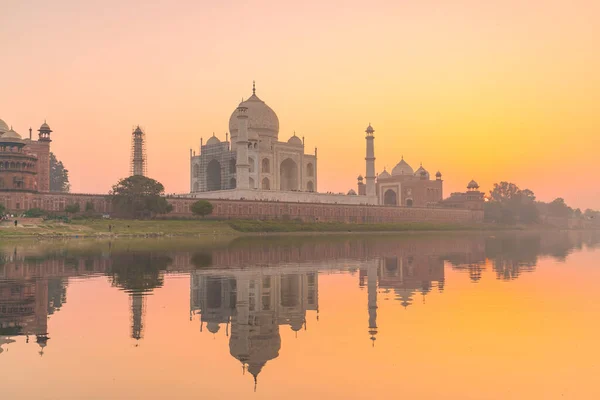 Gün Batımında Agra Hindistan Taj Mahal — Stok fotoğraf