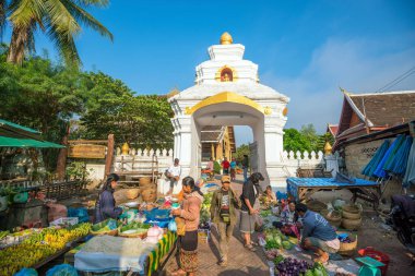 Luang Prabang Laos 'taki Luang Prabang Sabah Pazarı, 9 Şubat 2017