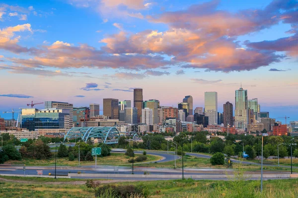 Panorama Denver Skyline Larga Exposición Crepúsculo — Foto de Stock