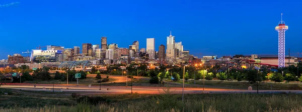 Panorama Denver Skyline Larga Exposición Crepúsculo — Foto de Stock