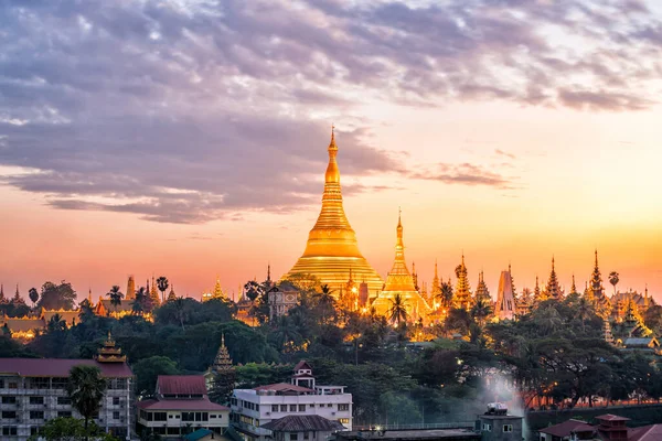 Yangon Skyline Bij Schemering Met Shwedagon Pagoda Myanmar — Stockfoto