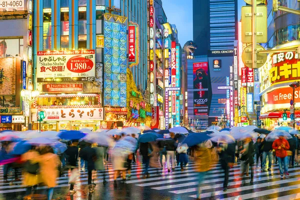 Tokio Japonsko Března 2017 Neonové Reklamy Billboardy Shinjuku Soumraku Března — Stock fotografie