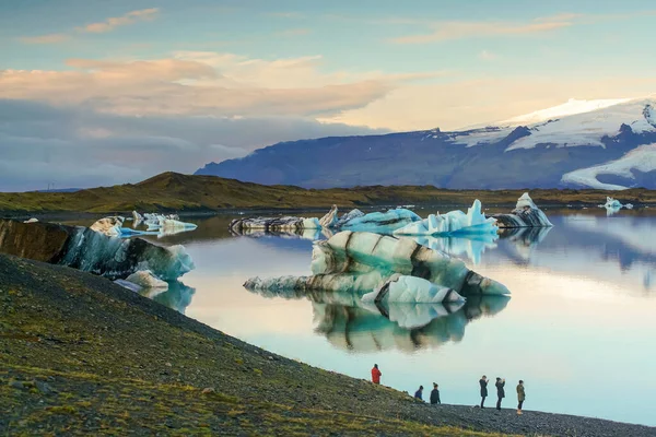 Laguna Jokulsarlon Con Iceberg Galleggiante Cielo Blu Islanda — Foto Stock