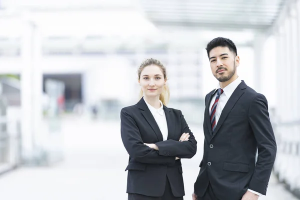 Equipe Empresários Composta Por Membros Masculinos Femininos Várias Nacionalidades — Fotografia de Stock