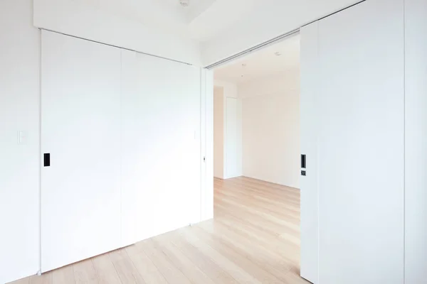 Woonruimte Een Nieuw Gebouwd Appartement Zonder Meubels — Stockfoto