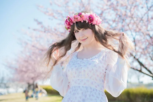 Portrait Young Caucasian Woman Cherry Blossoms Full Bloom — Stock Photo, Image