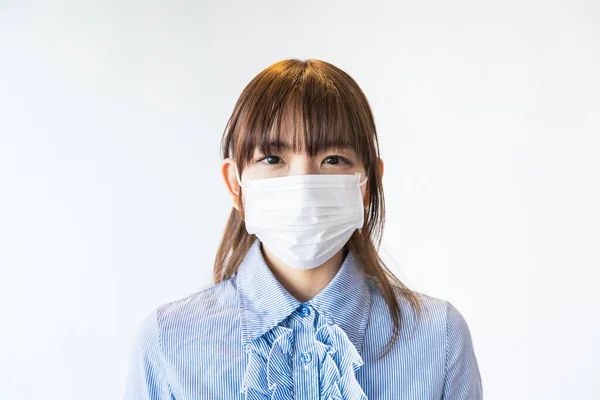 Donna Asiatica Che Indossa Una Maschera Dal Naso Mento Prevenire — Foto Stock