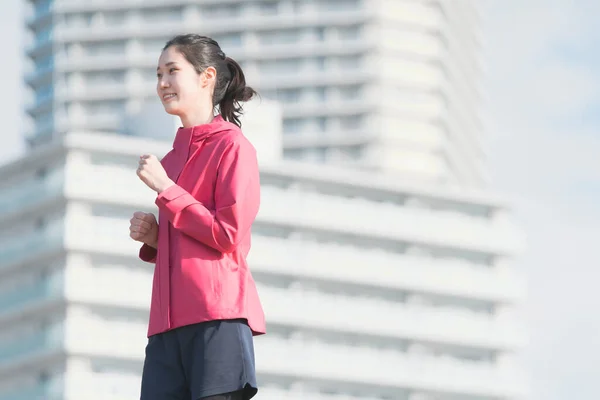 Asiática Joven Mujer Negocios Ejercicio Centro Ciudad Día Soleado —  Fotos de Stock