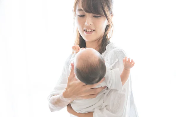 Ázsiai Japán Újszülöttet Hordozó Anya Éves Hónapos — Stock Fotó