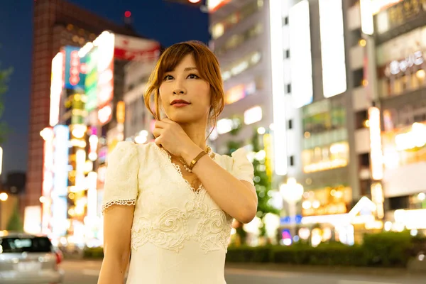 Ασιάτισσα Ιαπωνική Γυναίκα Που Ασχολείται Νυχτερινή Εργασία Όπως Cabaret Club — Φωτογραφία Αρχείου