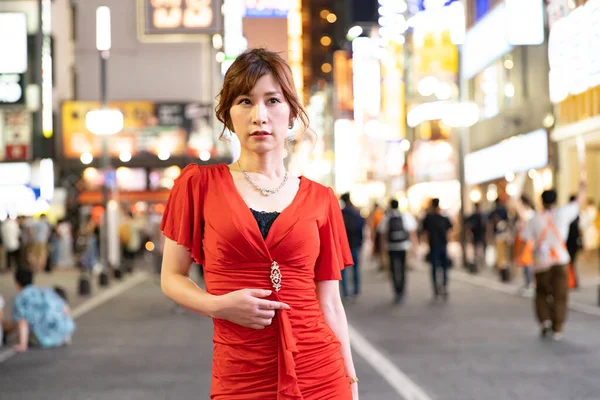 Asiatin Japanerin Engagiert Sich Nachtarbeit Wie Kleinkunstclub — Stockfoto