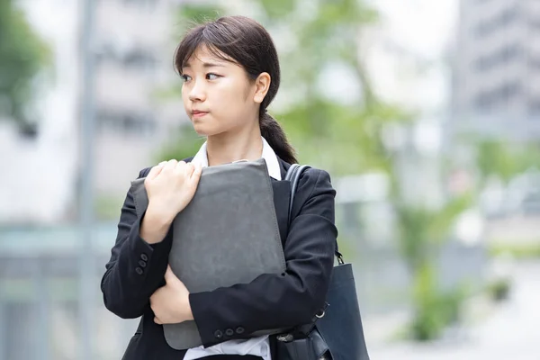 Asiatique Japonais Jeune Étudiante Recherche Emploi — Photo