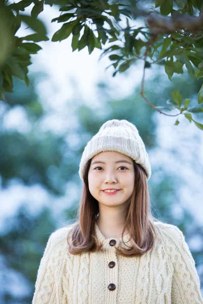 Portrait Extérieur Une Jeune Femme Asiatique Japonaise Vêtements Hiver — Photo