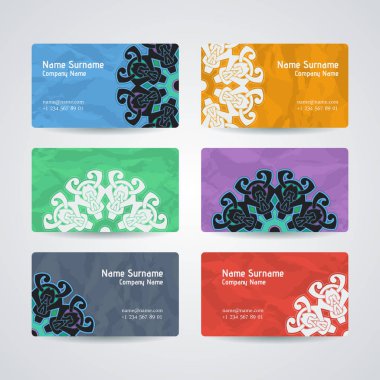 Vektör tasarım şablonları kümesi. Çiçek daire süsleme ile kartvizit. Mandala stili.