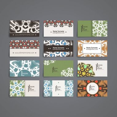 Vektör tasarım şablonları kümesi. Çiçek daire süsleme ile kartvizit. Mandala stili.