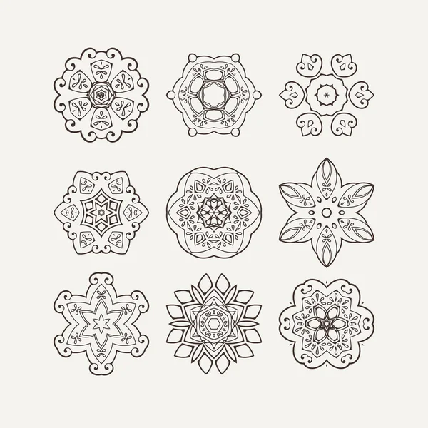 Reihe von kunstvollen Vektor-Mandala-Symbolen. mehndi Spitze Tätowierung. Orientalisches Gewebe. — Stockvektor