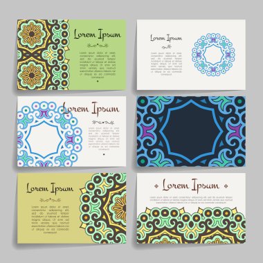 Vektör tasarım şablonları kümesi. Çiçek daire süsleme ile kartvizit. Mandala stili.