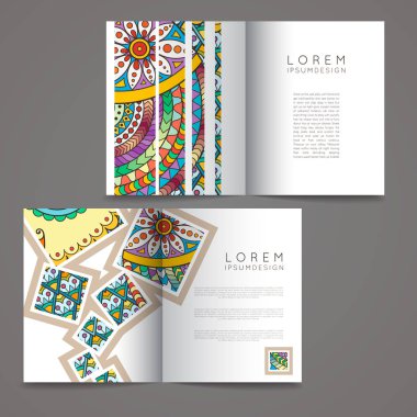 Vektör tasarım şablonları kümesi. Rastgele renkli stil broşürleri. Zentangle tasarımlar.