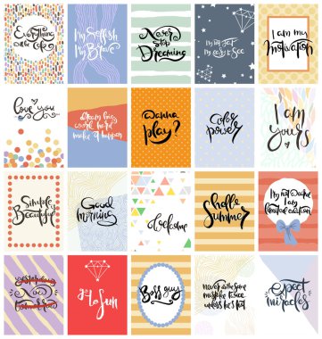 El çizimi bir kart seti. Vektör çizimi. Broşür, broşür ve şablon koleksiyonu. Harfli, desenli ve süslemeli İskandinav kartları tasarımı.