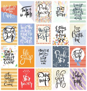 El çizimi bir kart seti. Vektör çizimi. Broşür, broşür ve şablon koleksiyonu. Harfli, desenli ve süslemeli İskandinav kartları tasarımı.