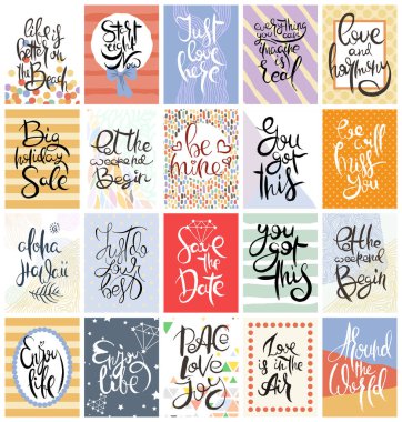 El çizimi bir kart seti. Vektör çizimi. Broşür, broşür ve şablon koleksiyonu. Harfli, desenli ve süslemeli İskandinav kartları tasarımı.