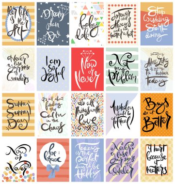 El çizimi bir kart seti. Vektör çizimi. Broşür, broşür ve şablon koleksiyonu. Harfli, desenli ve süslemeli İskandinav kartları tasarımı.