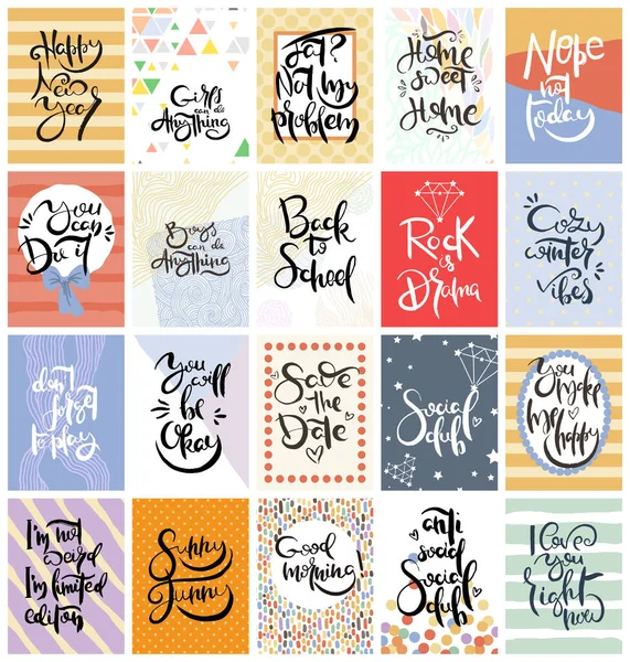 El çizimi bir kart seti. Vektör çizimi. Broşür, broşür ve şablon koleksiyonu. Harfli, desenli ve süslemeli İskandinav kartları tasarımı.