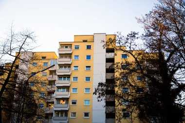 Münih, sarı cephe çok müstakil ev