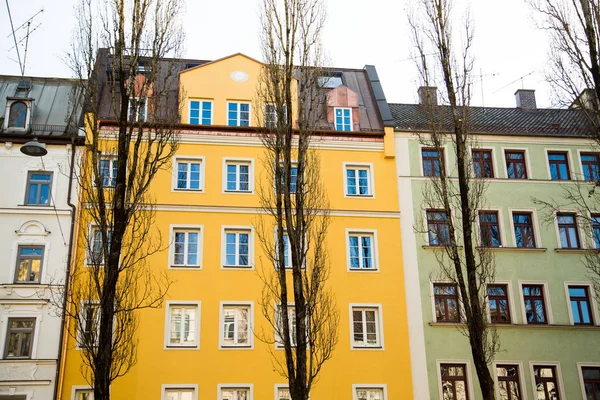 Alte häuser in der stadt aus münchen, — Stockfoto