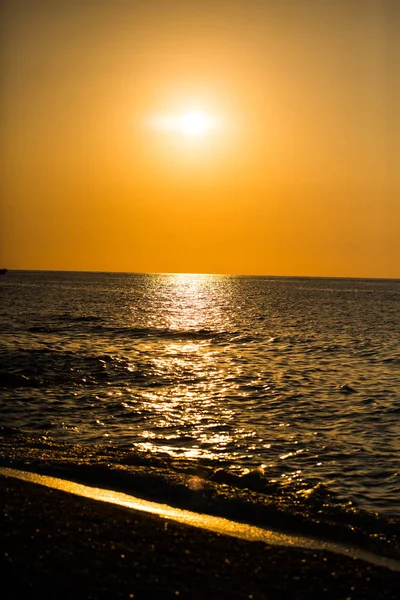 Захід сонця у місті Tropea, сяючи — стокове фото