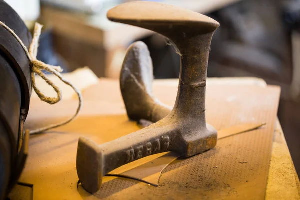 Old Machine Shoemaker Workshop — Stock Photo, Image