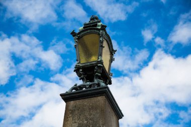 Fener lambası, mavi gökyüzü, Münih