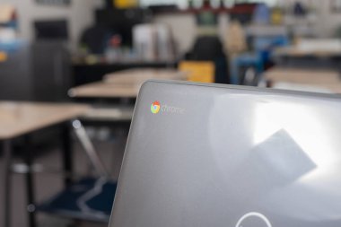 Elgin, Illinois - 2019 dolayları: Sınıfta bir Dell Chromebook.