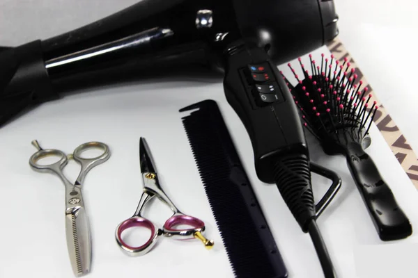 美容師のはさみのための専門的なツール — ストック写真