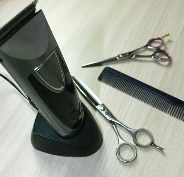 Ciseaux Professionnels Pour Couper Les Cheveux — Photo