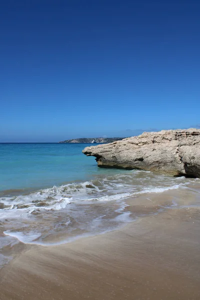 Vista Mar Playa Con Olas Rocas —  Fotos de Stock