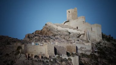 Murcia İspanya 'nın ortaçağ şatosu alhaması.