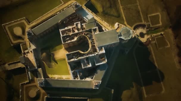 Разрушенный замок Кшизтопор на юго-востоке Польши — стоковое видео