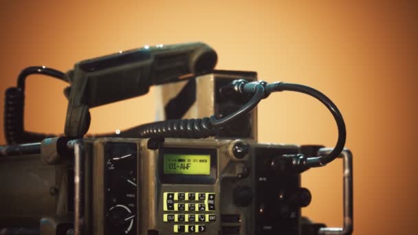 Panel de control de comunicación por radio militar — Vídeos de Stock