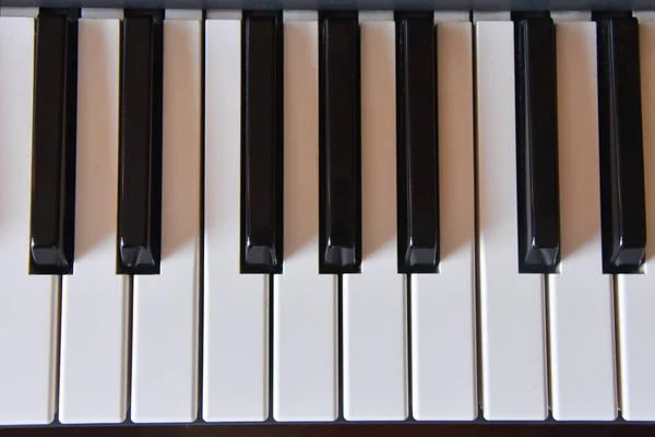 Elektronisk Musikalisk Piano Keyboard Synthesizer Närbild — Stockfoto