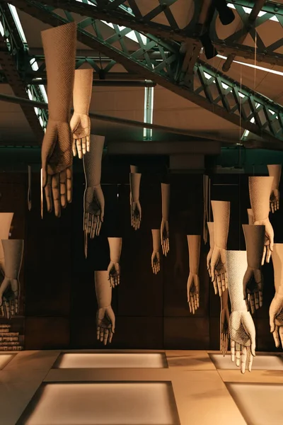 Heykel, soyut taklit, yaratıcılık tasarımı.