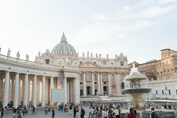 Roma St Peters Meydanı, Vatikan