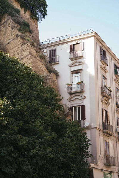 Napoli, İtalya, 25 Ekim 2020 Napoli, İtalya sokakları manzaralı