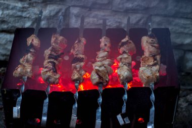 Barbeküde yumuşak ve lezzetli et