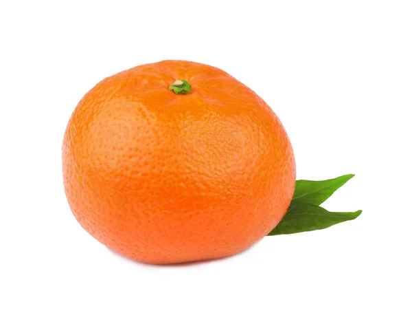 Mandarinen Mit Blättern Isoliert Auf Weißem Hintergrund — Stockfoto