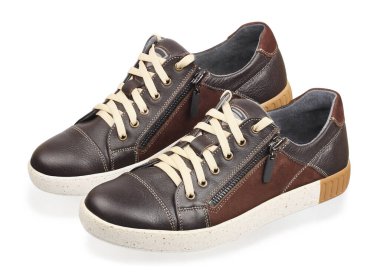 Ayakkabılar, ayakkabılar, erkekler, beyaz arka planda izole edilmiş.