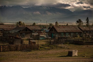 Altai 'nin taşrasında hayat.
