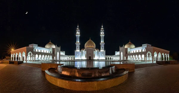 Panorama Mezquita Blanca Sobre Fondo Del Cielo Estrellado Imágenes De Stock Sin Royalties Gratis