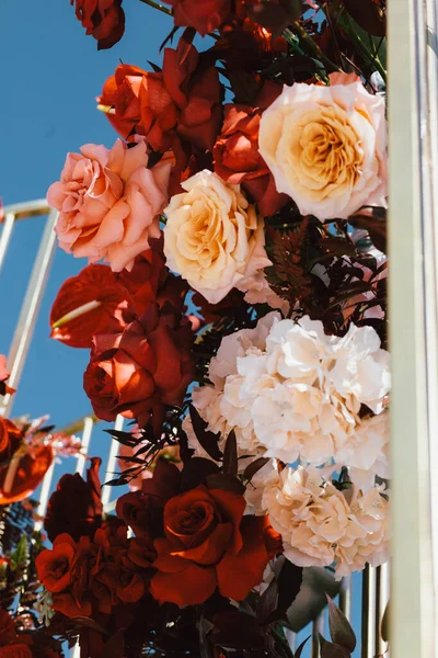 Hermosas Flores Naturales Como Decoración Interior Fondo Boda Ramo Novia — Foto de Stock