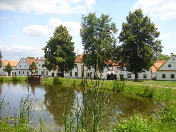 Casas Típicas Del Siglo Xviii Holasovice Unesco Sur Bohemia — Foto de Stock